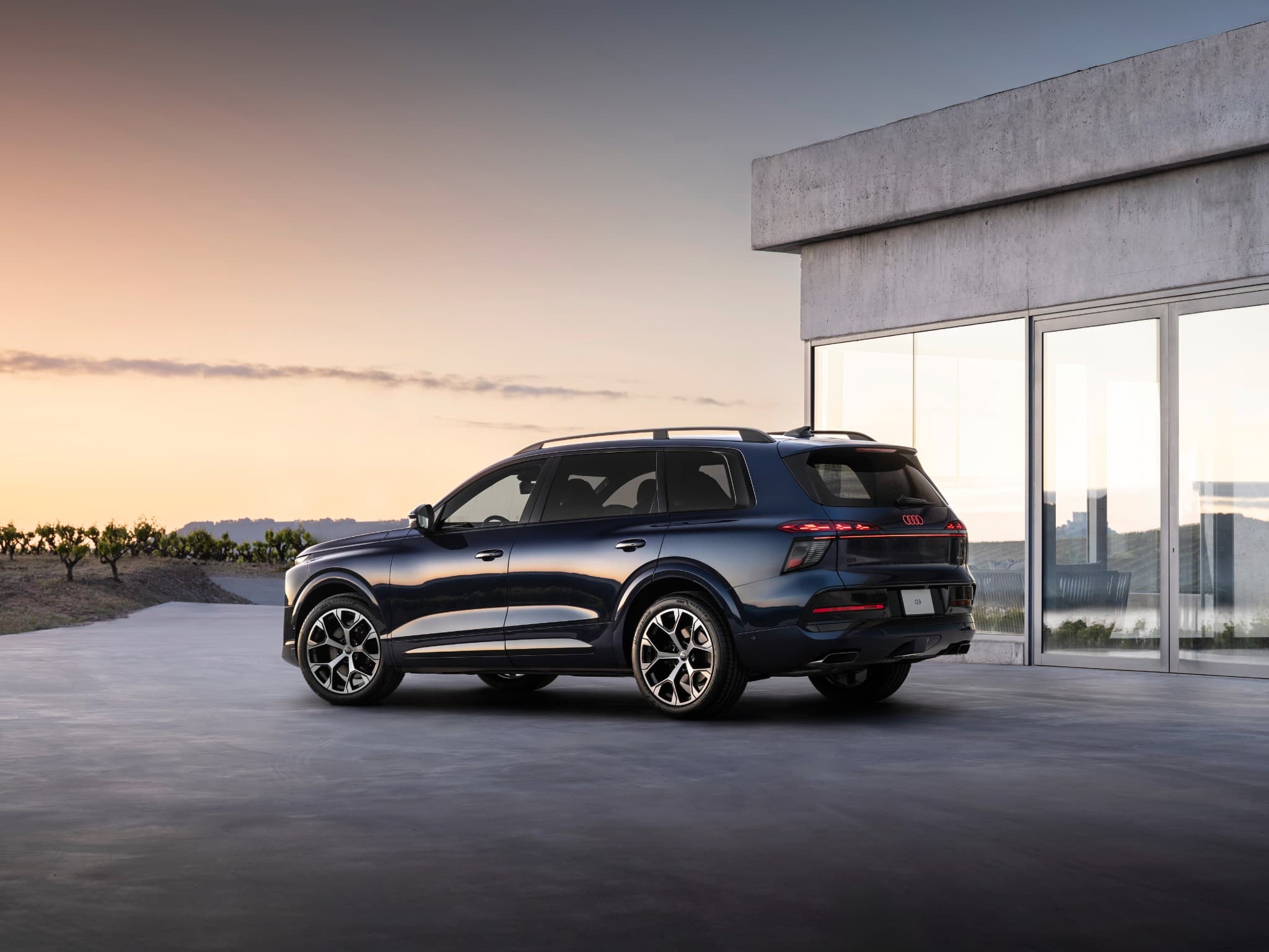 Der Audi Q9 Header Image